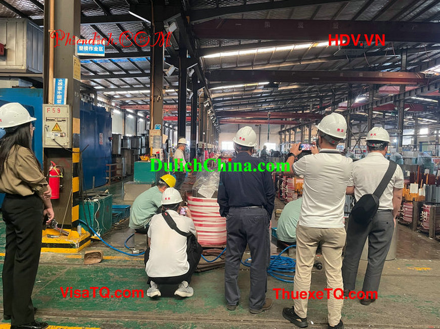 Giá thuê phiên dịch tiếng Trung-Việt tại Shanghai là bao nhiêu tiền 1 ngày?