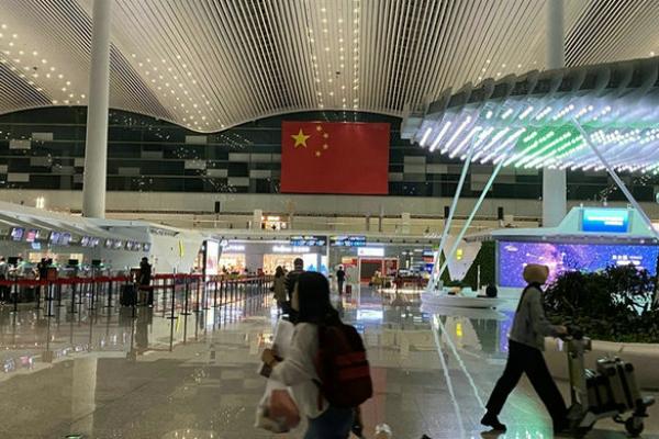 6 thắc mắc phổ biến về nghề phiên dịch viên tiếng Trung